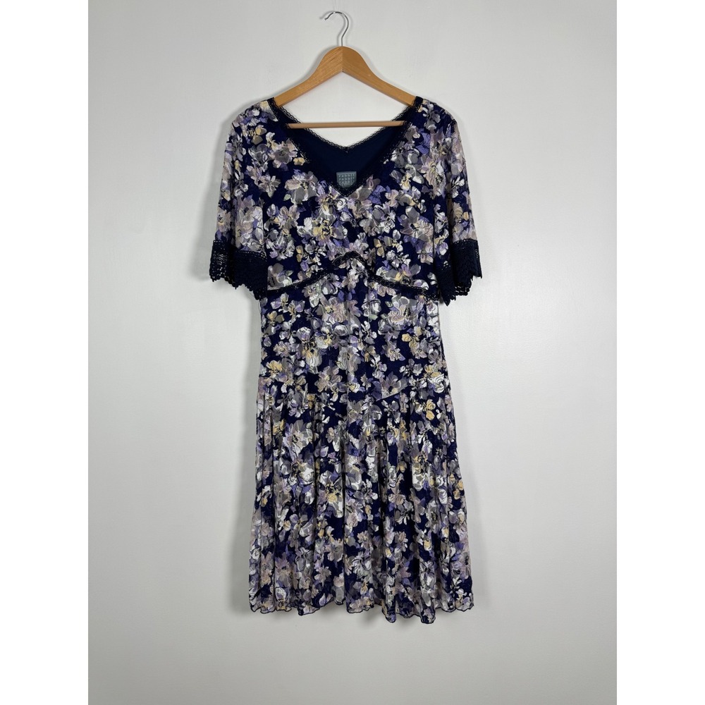 Floral Rabbit Rabbit Rabbit Designs Womens 14 Dress Lavender Lace Crochet Trim